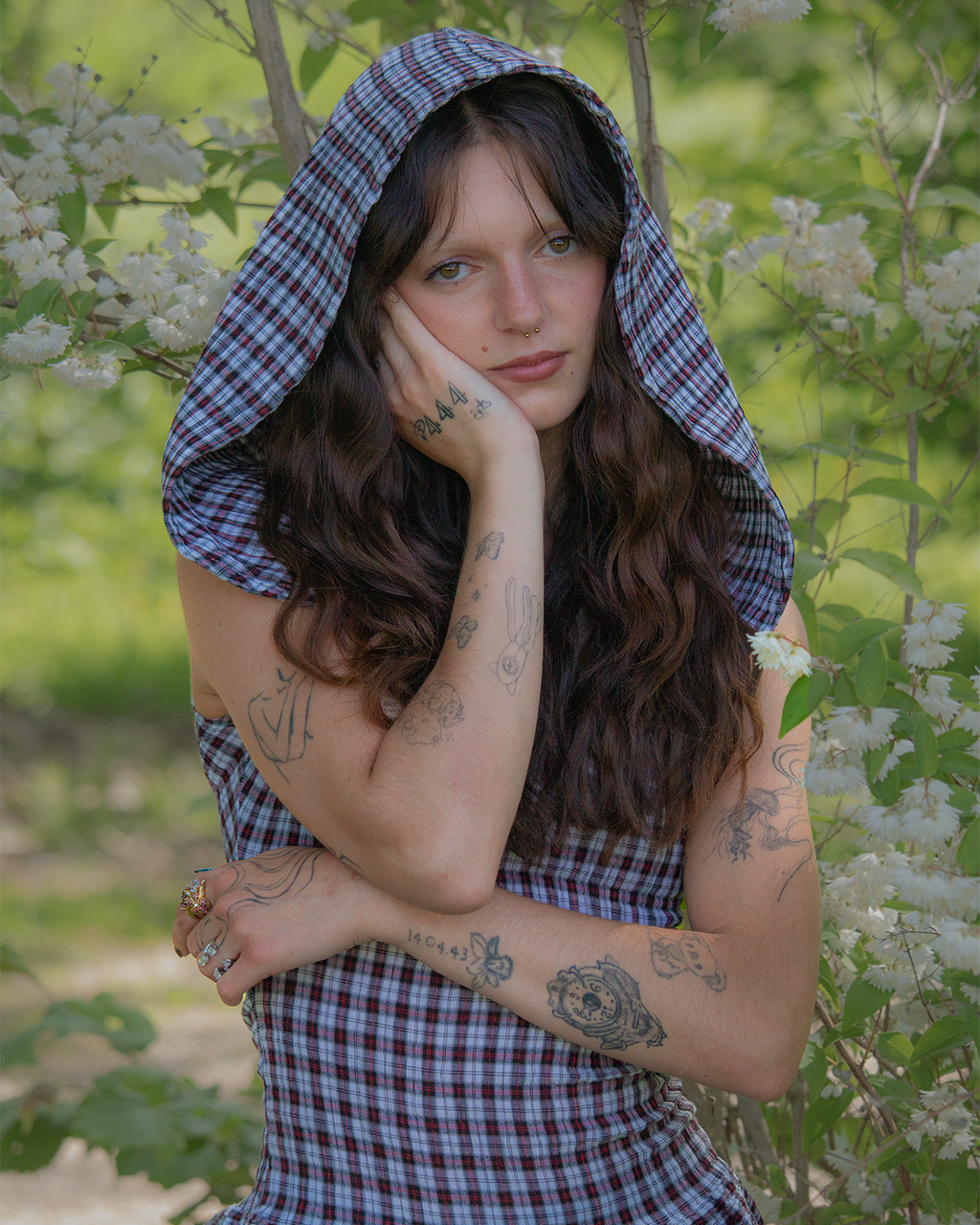 Vagabonde - Robe courte à capuche