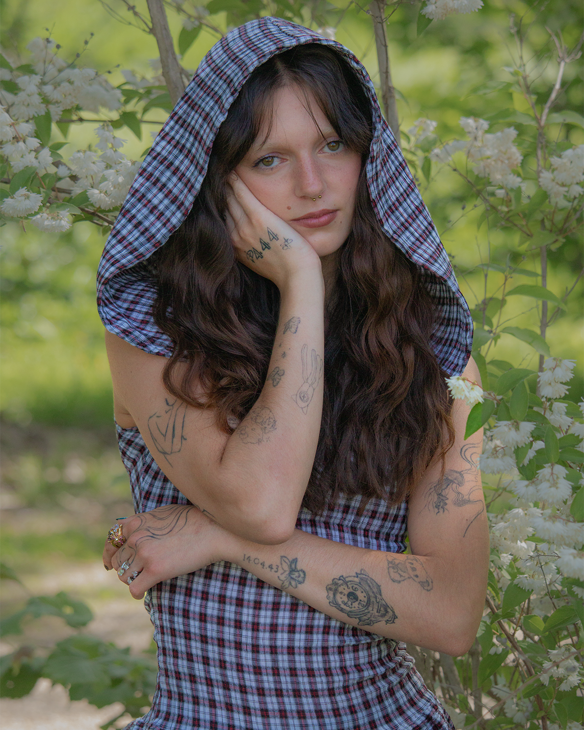 Vagabonde - Robe courte à capuche